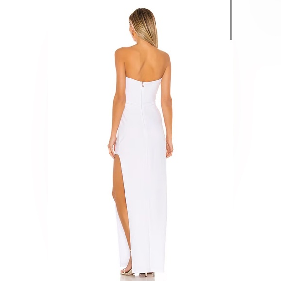 NWT Revolve Nookie Flaunt Cutout White Gown Maxi Dress Strapless White Small - Picture 3 of 8